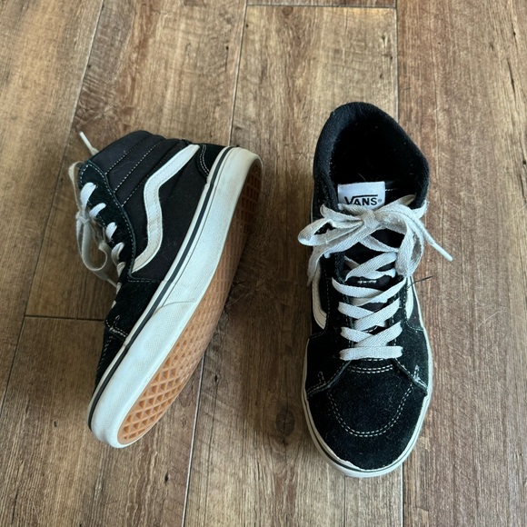 Vans SK8 hi black suede high top sneakers youth size 4 - Picture 2 of 12